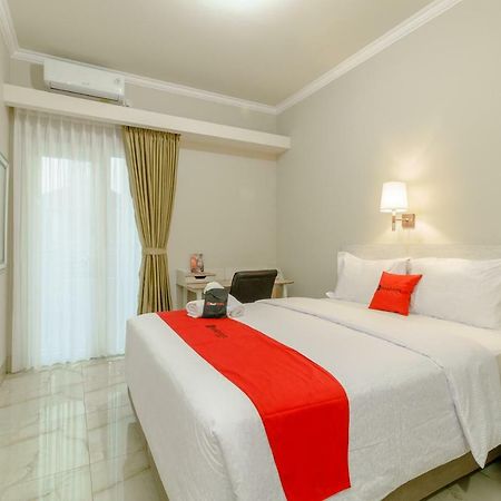 Reddoorz Near Taman Makam Pahlawan Cikutra Hotel Bandung Luaran gambar